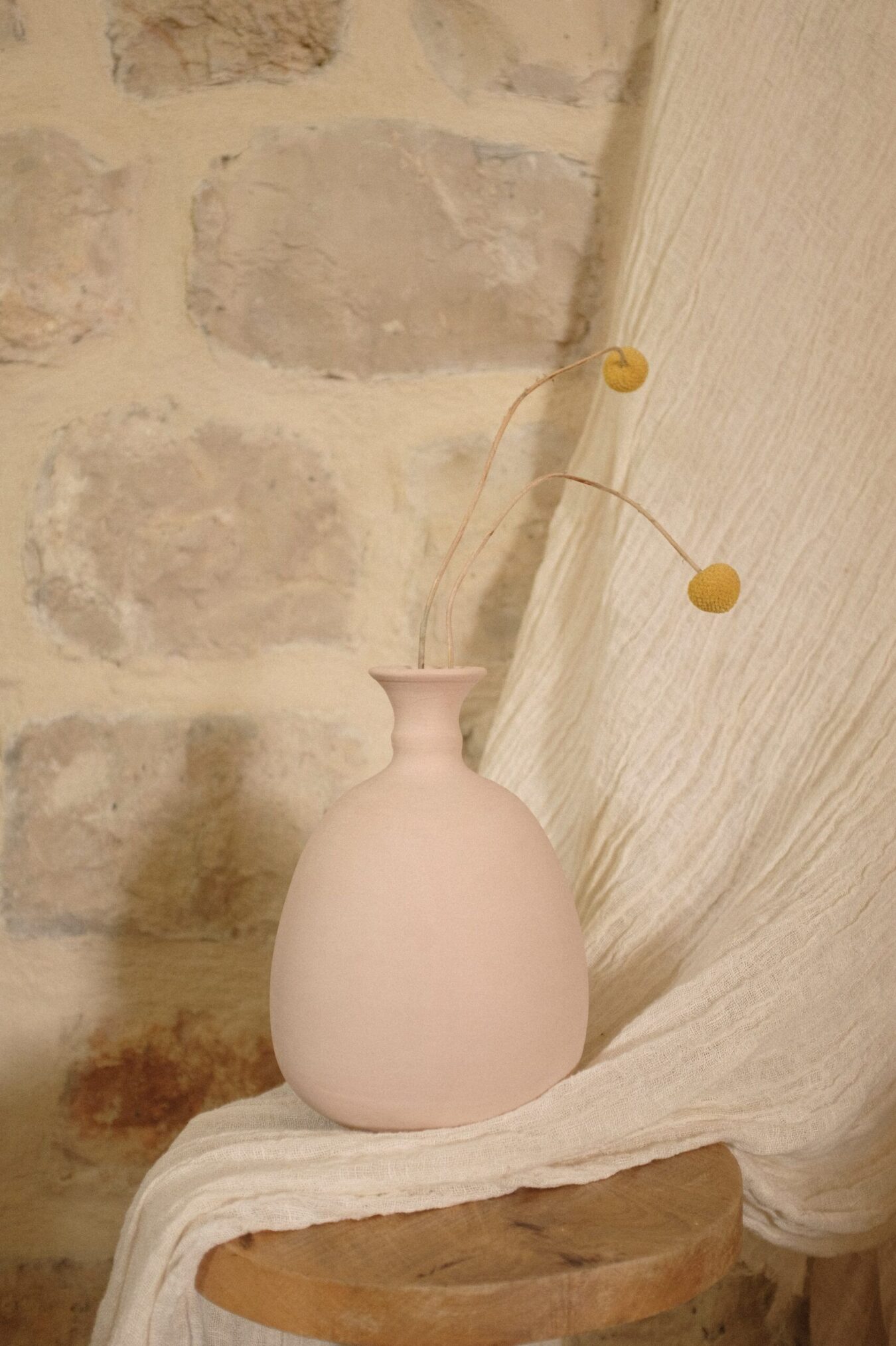 Clay vase no.1