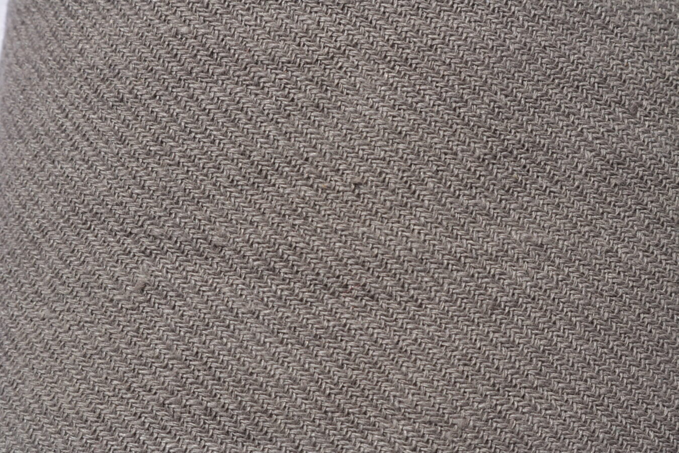 Slides in grey - Image 4
