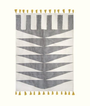 Black cascade rug