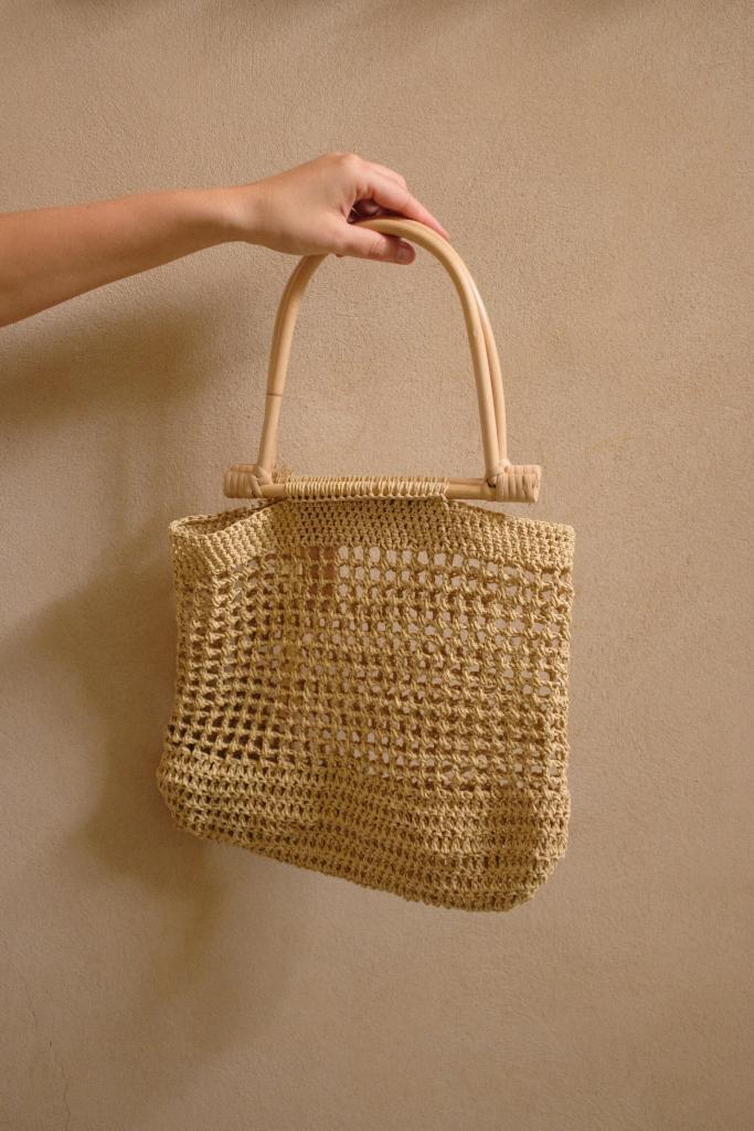 Bamboo raffia breezy bag