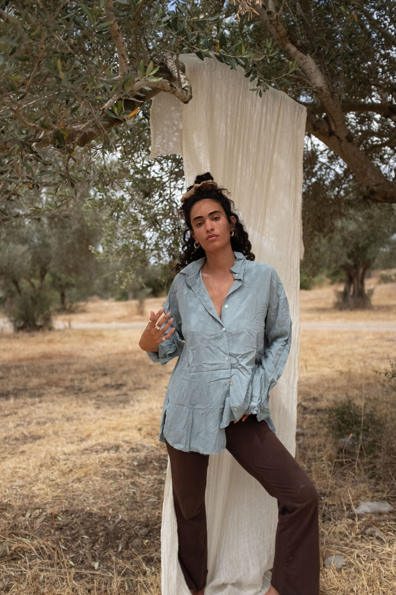 Cropped Buttoned Shirt In Ocean - Image 2