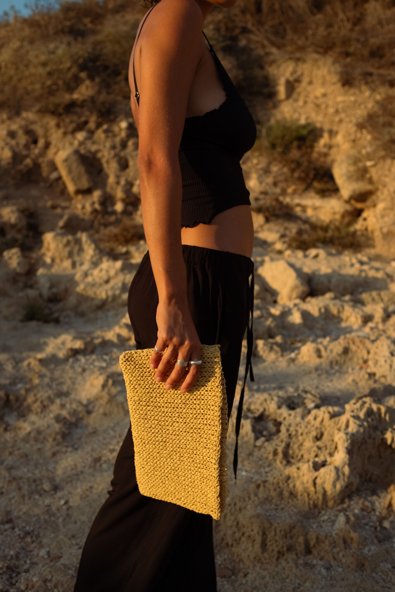 Raffia pouch - Image 5