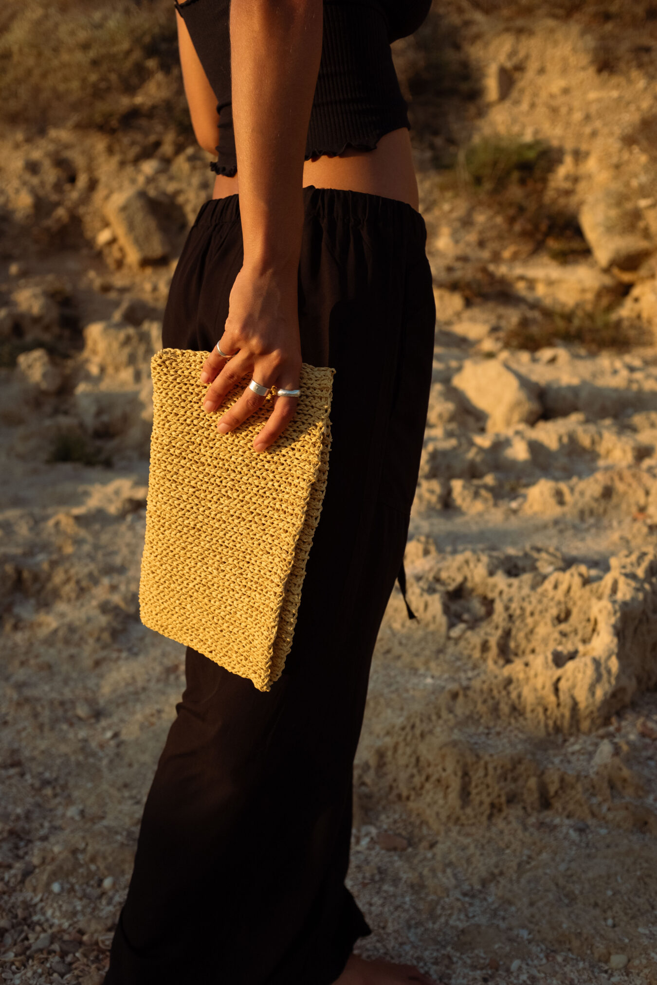 Raffia pouch - Image 7