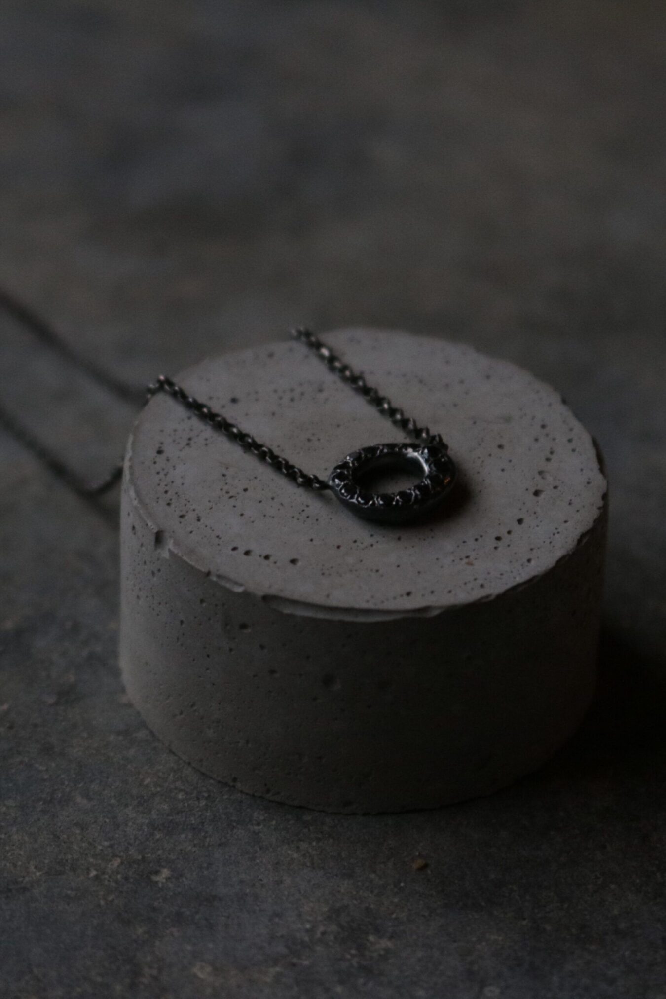 Diamond pendant necklace