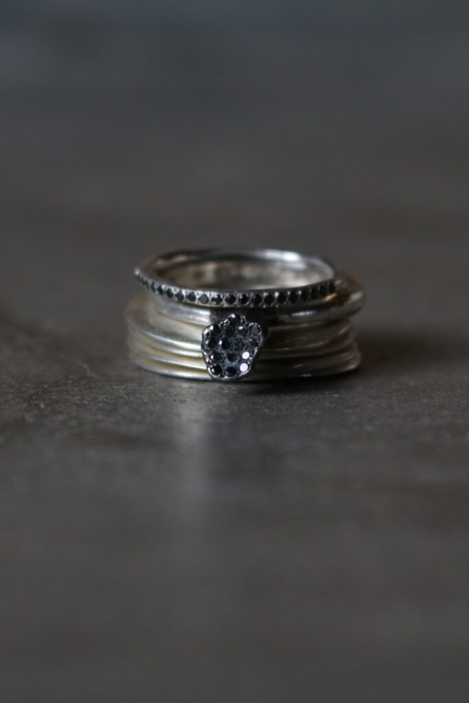 Diamond raw crystal ring