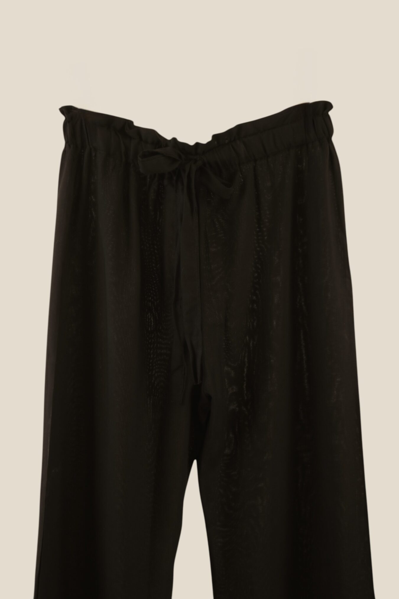 Flare pants In Black - Image 2