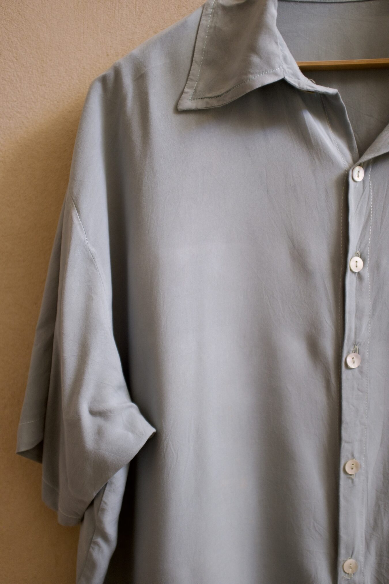 Unisex Buttoned Tee In Ocean - Image 4